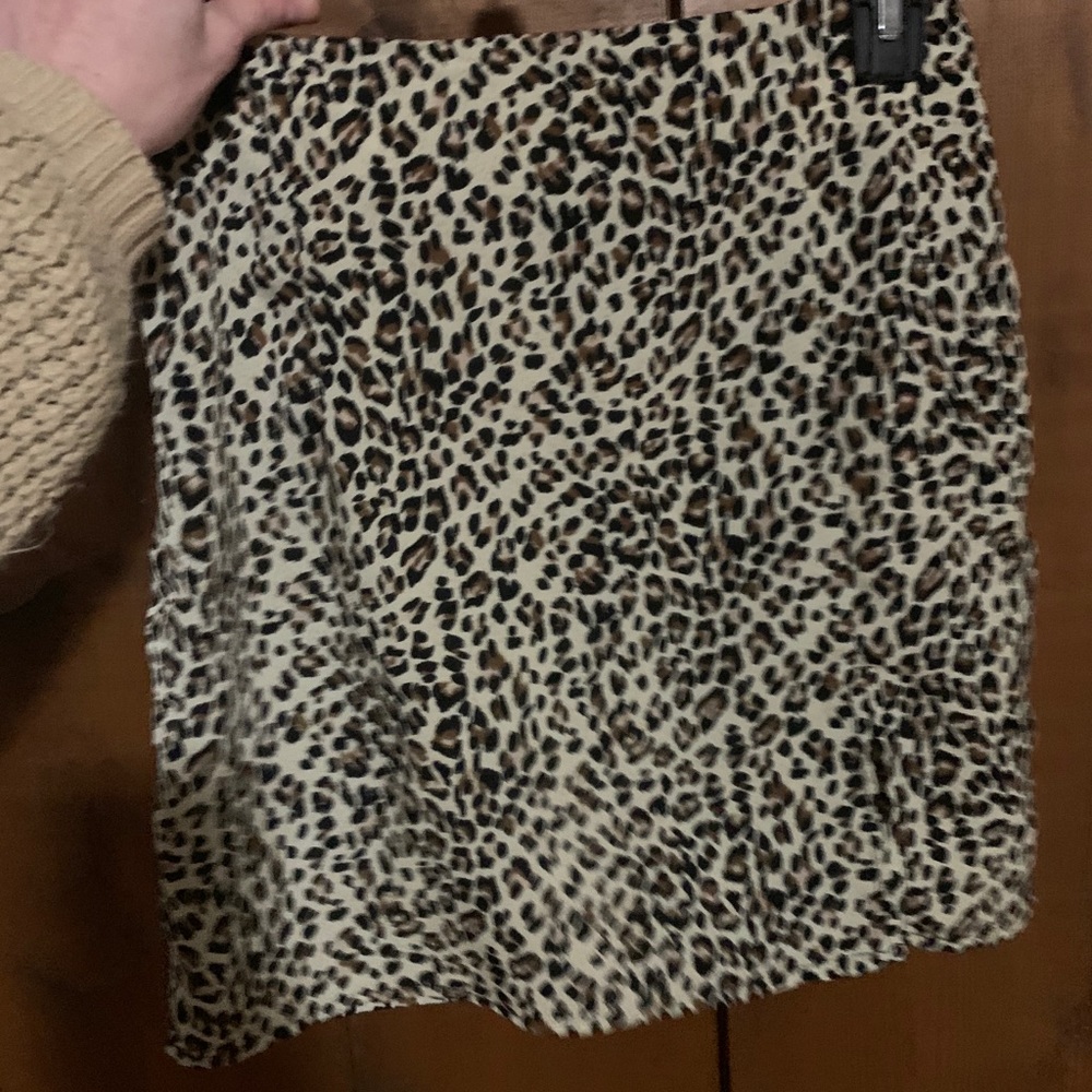 Cheetah skirt - Picture 1 of 2